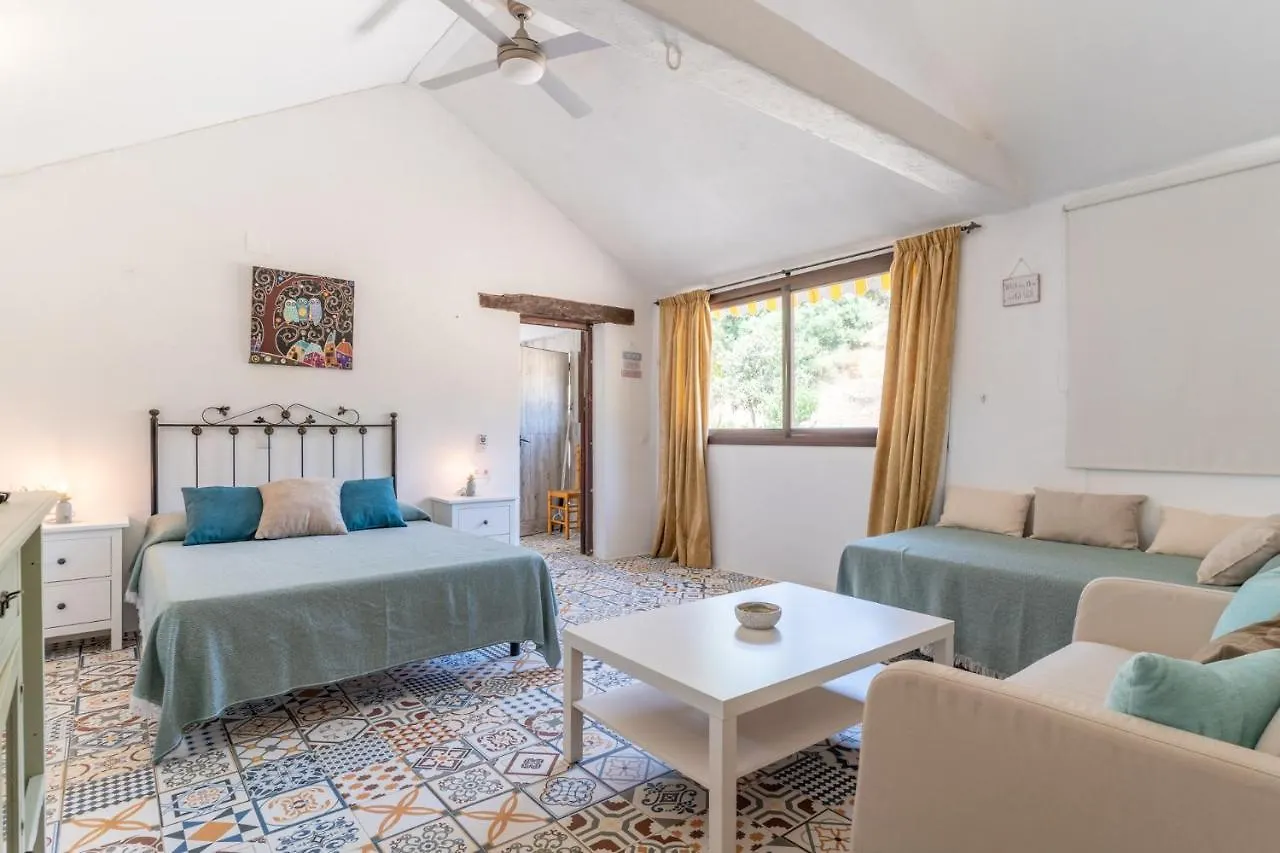 Finca Santa Teresa, Casa La Higuera Casares