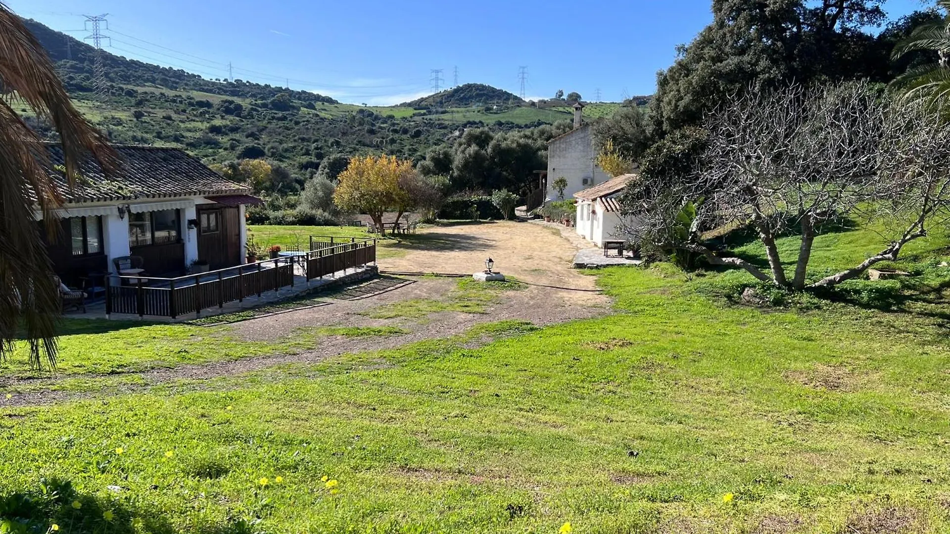 Finca Santa Teresa, Casa La Higuera Casares 0*,  España