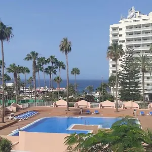 Acapulco Paradise , Playa Feñabe España